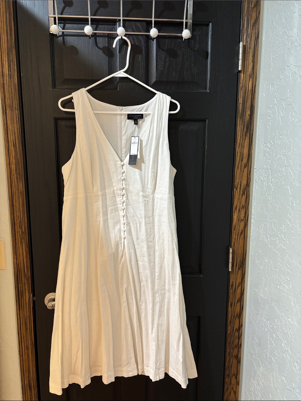 Banana Republic Cream Button-Front V-Neck Midi Dress